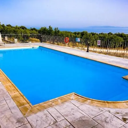 Trapezaki Seaview Apartmens Anemoni Apartamento *